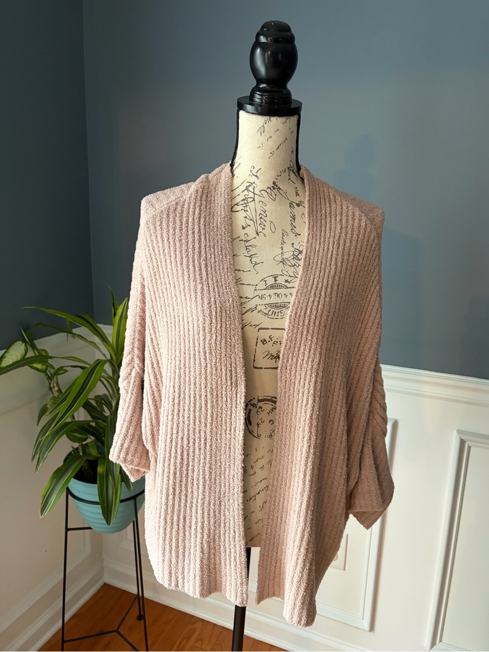 Barefoot Dreams CozyChic Lite Ribbed Shrug Cardigan- Size Small/Medium